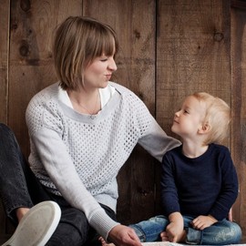 Ieftop Mom Necklace Gifts for Mom, 14K White Gold Plated Cubic Zirconia Love Knot Necklace Mother Day Jewelry Gifts from Son Mom Gifts Necklace Valentines Day Birthday Christmas Gifts for Mom