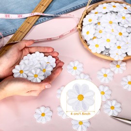 Xinnun 120 Pcs Iron on Patches, Cute Daisy Flower Heart Patch Small Embroidery Applique Patches Colorful Sew for Clothes Jeans Jackets Bags DIY(Flower)