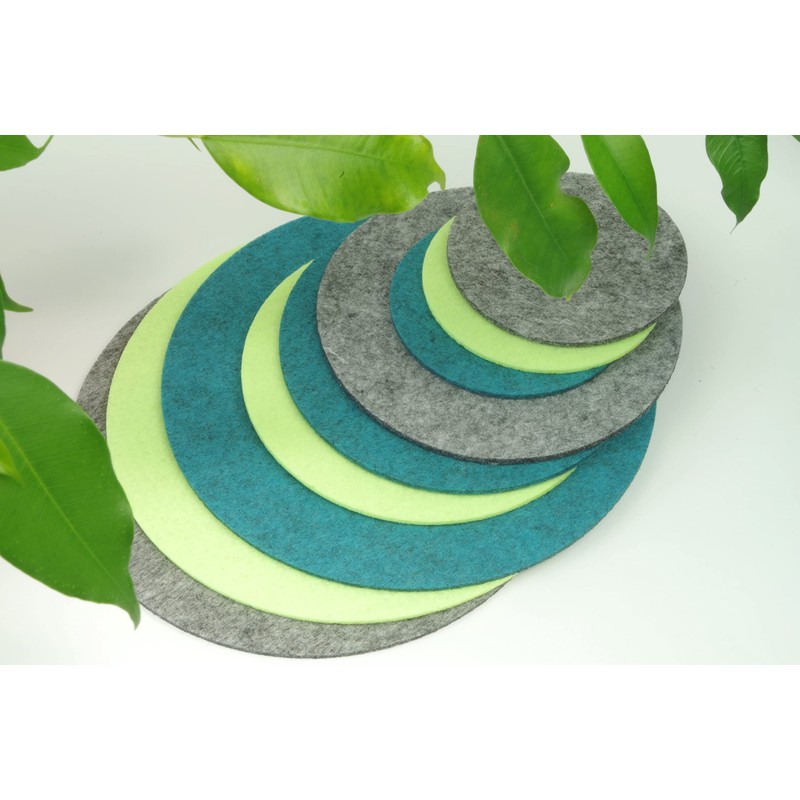 Round Place Mat Felt Coaster in 35 cm, Apple Green