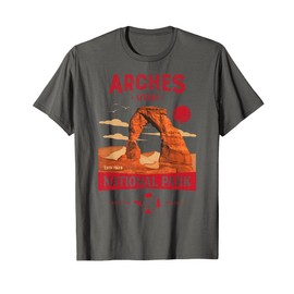 Arches National Park Delicate Arch Vintage Utah Retro Hiking T-Shirt