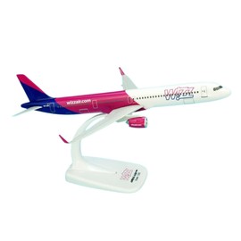 Model Airplane Wizz Air Airbus A321-200 HA-LGA in 1/200 Scale Plane Model for display with stand, push together Model Aircraft for collectors, 21cm length