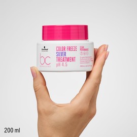 Schwarzkopf Professional Bonacure Bonacure Colour Freeze Silver Treatment Creamy Hair Mask Hair Treatment Coloured Hair Removes Yellow Tones Neutralises Yellow Tones Less Hair Breakage Vegan pH 4.5