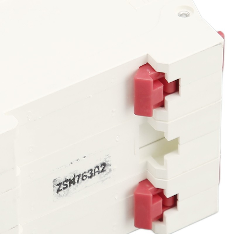 3P Miniature Circuit Breaker DIN Rail Mounted Short Circuit Protection
