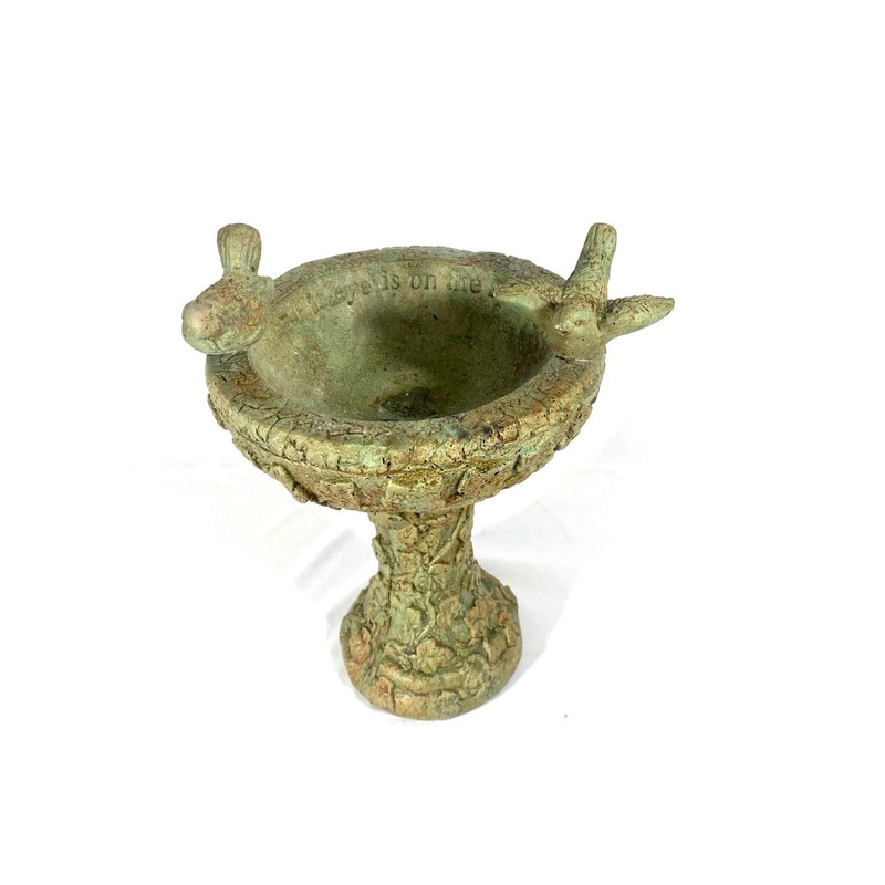 Solid Rock Stoneworks Eye on Sparrow Birdbath- 15in Tall- Verde