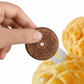 Doczen Bread Lame for Sourdough Bread Baking, Professional Wooden Dough Scoring Tool with 5 Blades & Leather Cover - UFO Design - Lotus Patterns