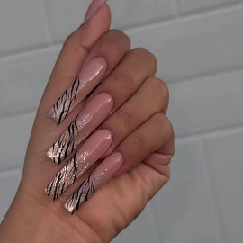 QQPPOLIU Long Press on Square Nails,Pink Fake Nails with Striped Designs,Full Cover Nails for Women/Birthday/Bride/Holiday/Christmas/Valentine'S Day/Women/Young(Pattern 102)