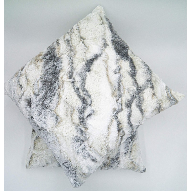 Lex's Linens Pack of 2 Opulence Premium Faux Fur Cushion
