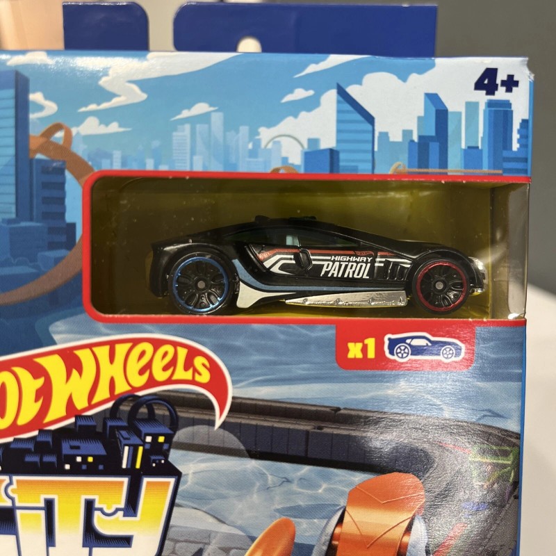 Hot Wheels City Shark Launcher and Dino Launcher 2 Sets