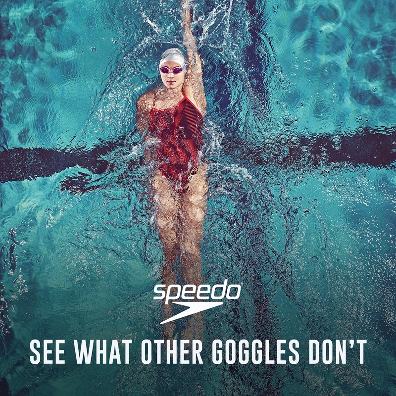 Speedo Vanquisher 2.0 ミラースイミングゴーグル レッド