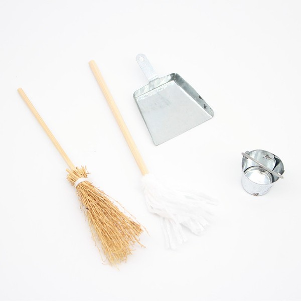 Mllxon Miniature Dollhouse Cleaning Set,Mini Mop and Bucket Set Dollhouse