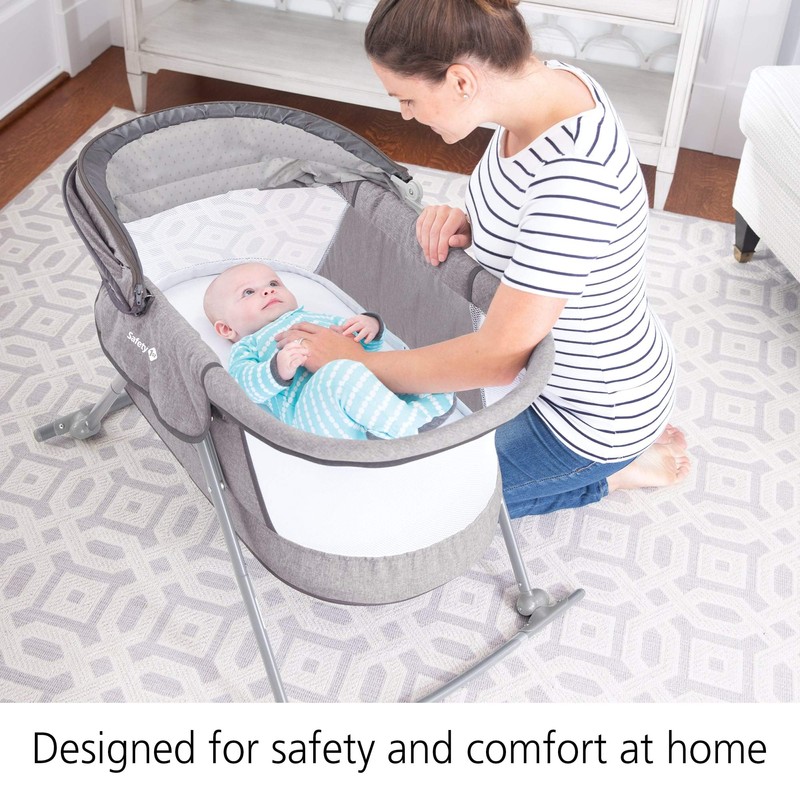 Safety 1st Nap & Go Rocking Bassinet with Bug Net,