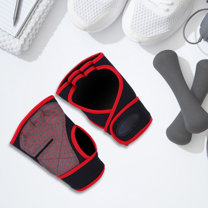 1 Pair Anti skid Sports Weight Lifting Half Finger Protection
