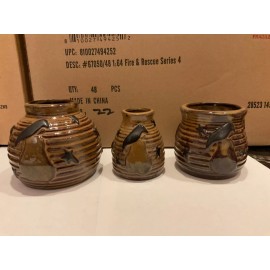 honey and me Primitive  vintage honey & me crow & pear pottery jug set of 3 E8609