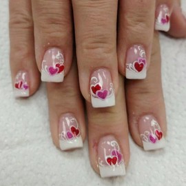 24Pcs Valentines Day Press on Nails Short Square Fake Nails Pink Red Glitter Heart Nails Design French Tip False Nails Cute Glue on Nails for Women Romantic Valentines Artificial Acrylic Nails Decor