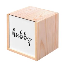 Fabulous Holzkiste – Hubby Kalligraphie der Bräutigam (10 x 10 x 10 cm)