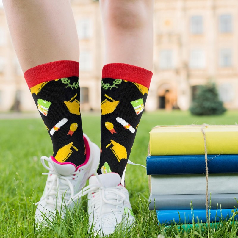 Asikkon Graduation Crew Socks Graduation Gifts for Her and Him