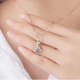 DECISIVE BE FEARLESS Women's Necklace, 925 Silver, Zirconia, Platinum Plated, Hypoallergenic, Accessory, Ribbon, Venetian Chain, Simple, Popular, Christmas, Birthday, Anniversary, Celebration,