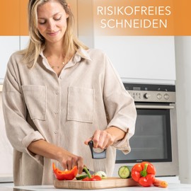 AVANA Onion cutter holder made of stainless steel onion holder for cutting tomato onion cutting aid