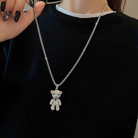 Xduargs Boho CZ Bear Pendant Necklace Silver Paved Crystal Teddy Chain Necklaces Vintage Gummy Bear Choker Adjustable Link Round Box Chain Jewellery for Women, Zinc, No Gemstone