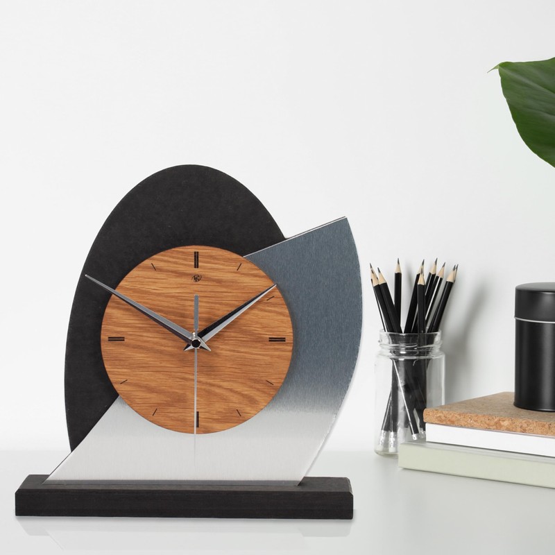 Kreative Feder Silver Dome Designer Wooden Desk Clock in Modern