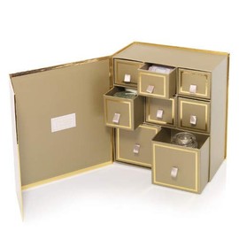 Yankee Candle Holiday Samplers Votives, Tarts and Small Classic Jars Deluxe Gift Box