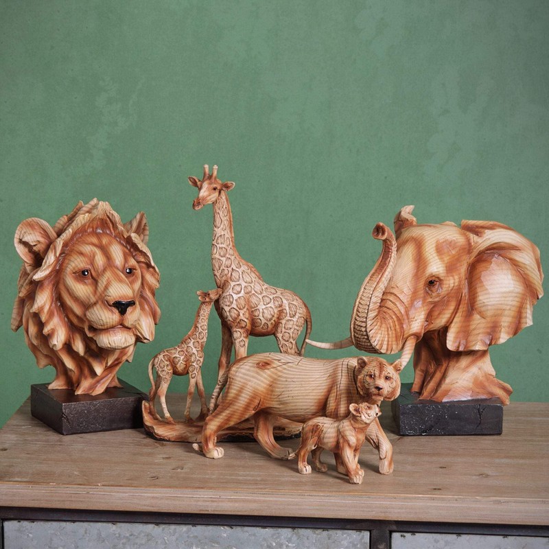 Wood Effect Giraffe and Baby Ornament