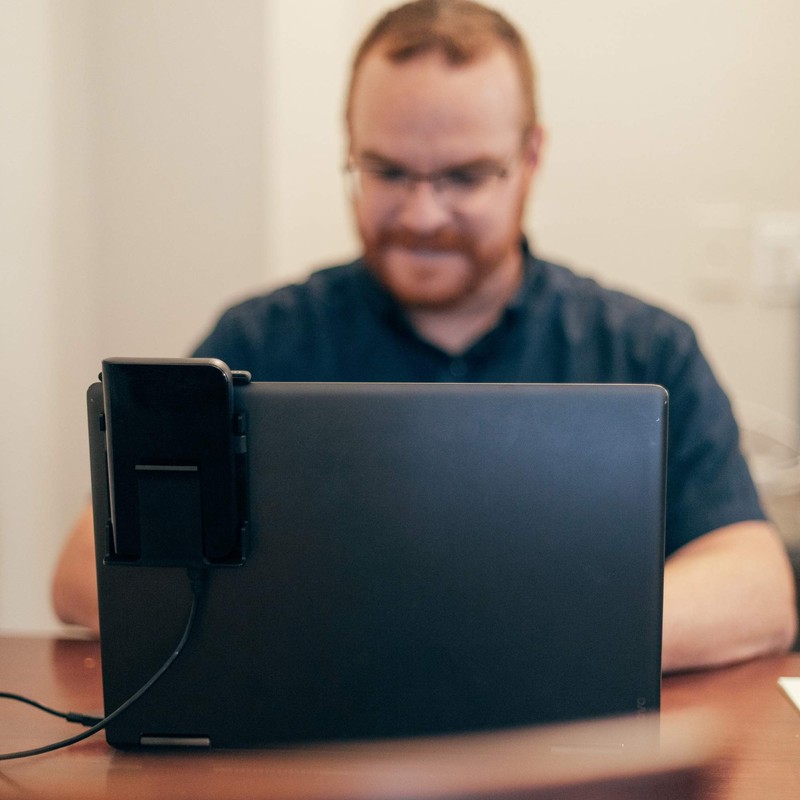 Device Caddy to Hold a Phone or Hard Drive