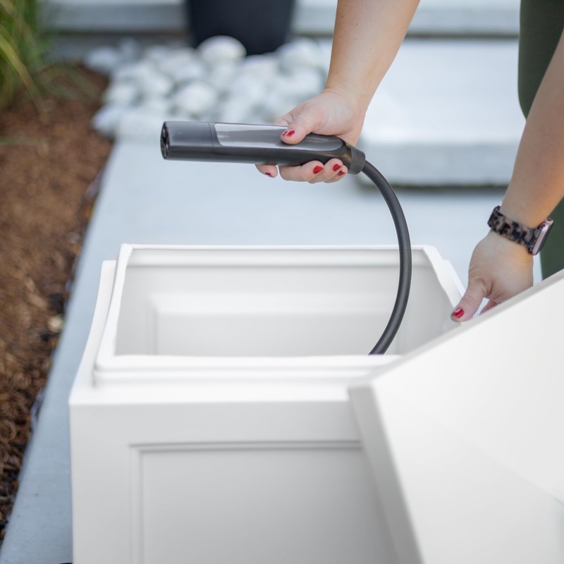 Mayne Inc 5858-W Fairfield Garden Hose White Storage Bin