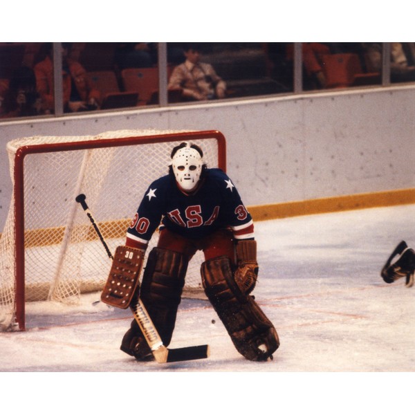 Jim Craig USA Olympic Hockey 8X10 Sports Action Photo (H)