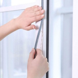 Door gap sealing, blocking drafts in door gaps, weather stripping, mohair gap blocking, door gap sealing for window gaps, monsoon weather, weather stripping. 9x5mm 5 meters 2ea