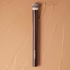 Hourglass Vanish Seamless Finish Concealer Brush