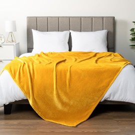 PAVILIA Mustard Yellow Fleece Bed Blanket King Size, Gold Super Soft Fuzzy Flannel Throw for Couch Sofa, Luxury Plush Microfiber Large Throw Blanket King Bed, Home Cozy Velvet Gift Blanket, 90x108