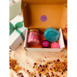 Astrid mini relaxation hamper, Bath and Body Hamper, Daily essentials, Return favour, , budget hamper , return favour, Gift Kit, Skincare daily essentials, hamper for Her and him, Paraben and Sulphate