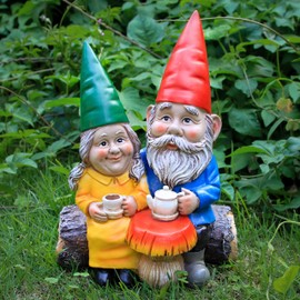 Smadeer Garden Gnome Statue for Outdoor Decoration,Couple in Love Gnome Figurine for Patio Yard Lawn Outside Porch Decor,Garden Sculptures & Statues,Coffee Knome Romantic Forever Love