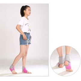 Kids Ankle Support Breathable Ankle Brace Girls Boys Ankle Tendon Compression Brace Ankle Strap Neoprene Adjustable Sport Running Basketball Foot Support Cycling Skating Ankle Brace Protector Guard