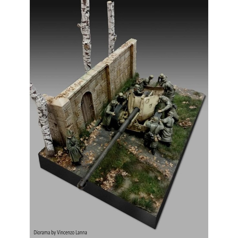 Royal Model 1/35 Diorama Wood Door Masonry Wall Building Kit