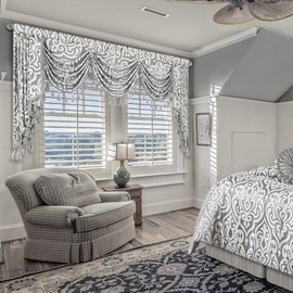 Loom and Mill Contemporary Jacquard Waterfall Valance for Living Room Bedroom, Modern Damask Swag Window Valances with Tassels, Luxury Swag Curtains for Banquet Holiday Decoration(W79Inch,1 Panel)