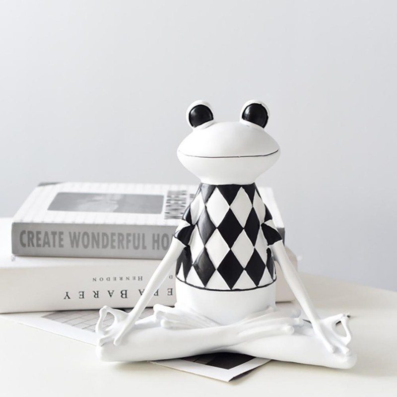 Meditation Frog Statue Resin Frog Sculpture Animal Yoga Statue for