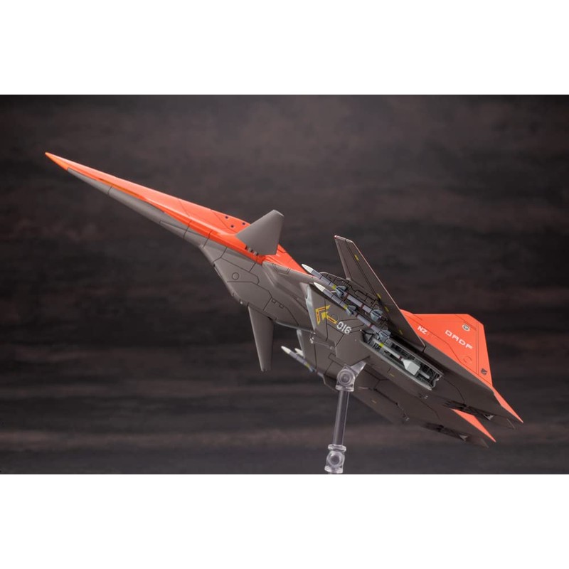 ACE COMBAT Series ADF-01 1/144 Scale Plastic Model Total Length:
