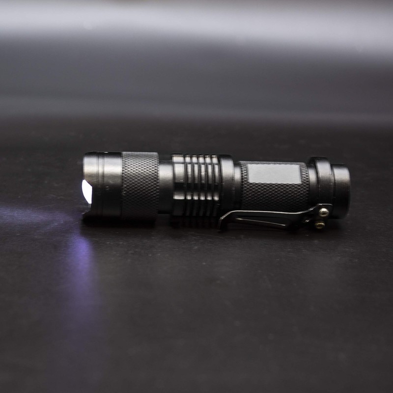 Pocket CREE Mini LED Flashlight / 1 Pack