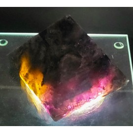 60mm 195g Purple Amethyst Quartz Carved Pyramid Polished Natural Sparkling Collectible Gemstone Crystal Mineral Specimen - India