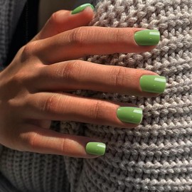 KXAMELIE Green Press on Nails Medium Short Square, Acrylic Glue on Medium Length, False Press ons, Best Fake for Girls Stick on for Women Daily Wear in 24PCS