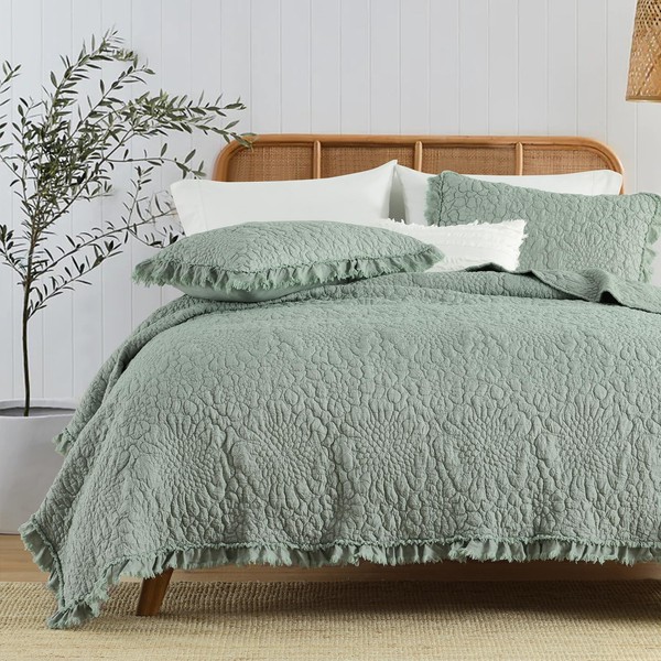 HORIMOTE HOME Sage Green Ruffled Quilt King Size, Stone-Washed Microfiber