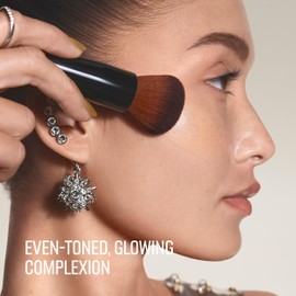 Bobbi Brown Intensive Serum Foundation SPF 40/30 | Radiance-Boosting, Skincare-Infused Serum Foundation for Seamless Coverage, 1 Fl Oz, Golden W-074