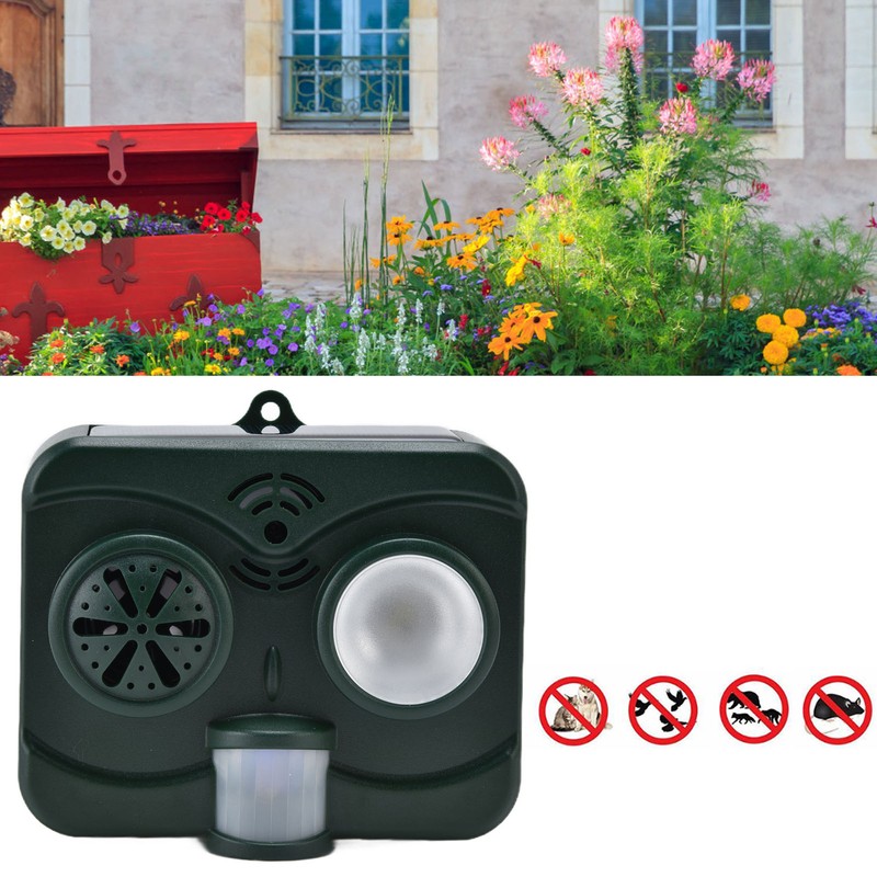 Ultrasonic Animal Repeller Waterproof Solar Bird Repellent Flashing Light for