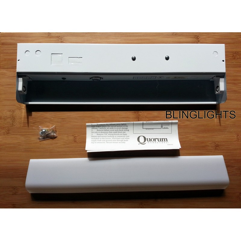18" Quorum Fluorescent Under Cabinet Counter Closet Light White Lamp