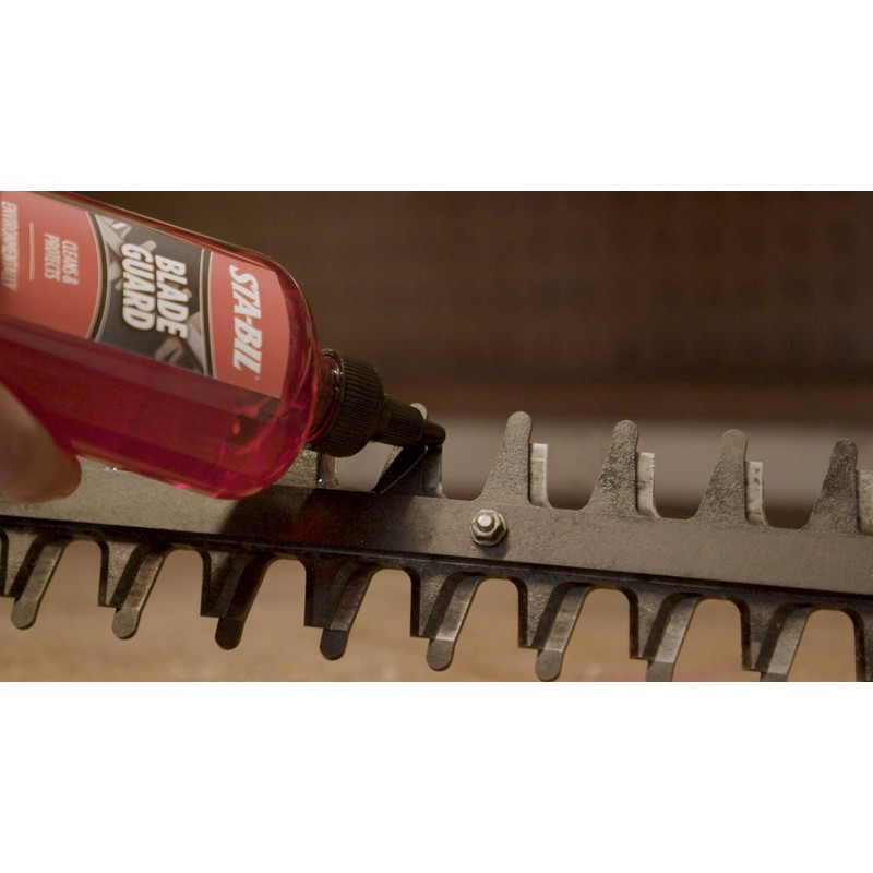 STA-BIL Blade Guard - Premium Lubricant, Helps Maintain Edge, Will