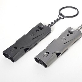 High-strength stainless steel double whistle training self-defense whistle whistle self-defense whistle self-defense product soccer referee whistle key - silver gray / 고강도 스테인리스 더블휘슬 훈련용 호신용 휘슬호루라기호신용호루라기호각호신용품축구심판휘슬키 - 실버그레이