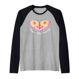 Beautiful Butterfly Cute Design for Girls and Teens Raglan Baseball Tee