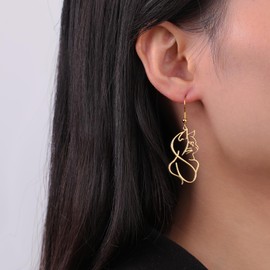 TEAMER Cat Silhouette Earring Tiny Cat Pendant Stainless Steel Petite Kitten Cat Jewellery for Women Men, Stainless Steel, No Gemstone